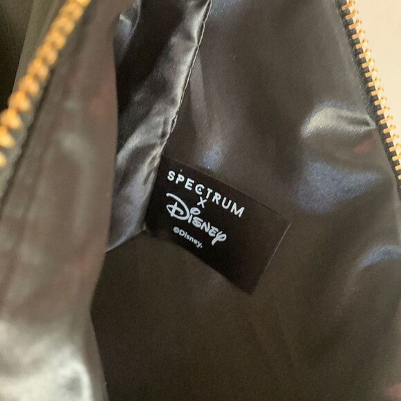DISNEY Black Clutch by Spectrum - Picture 4 of 6